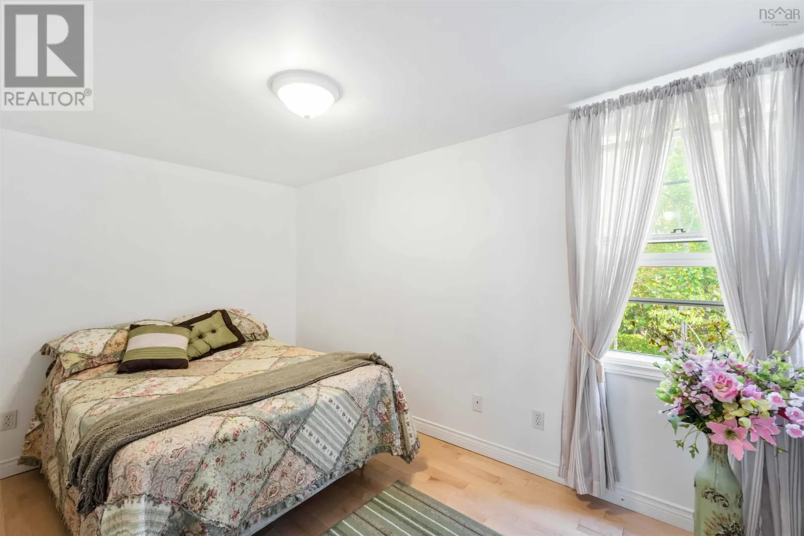 483 Lighthouse Road