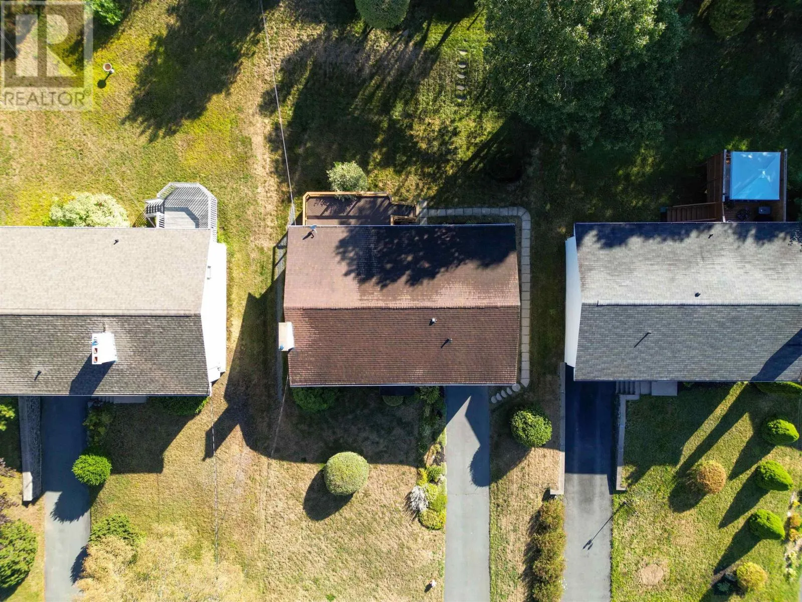 55 Oakmount Drive