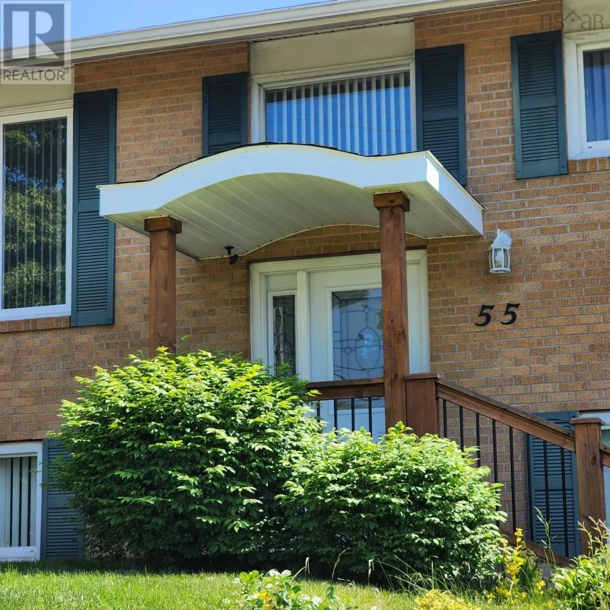 55 Oakmount Drive