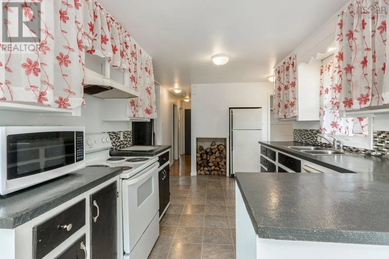 61 Dunlop Road