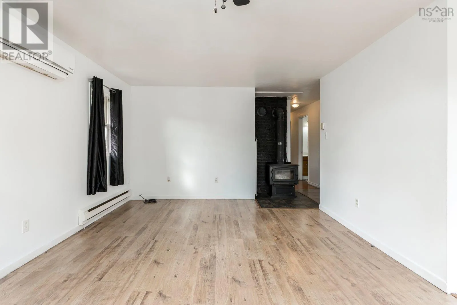 61 Dunlop Road