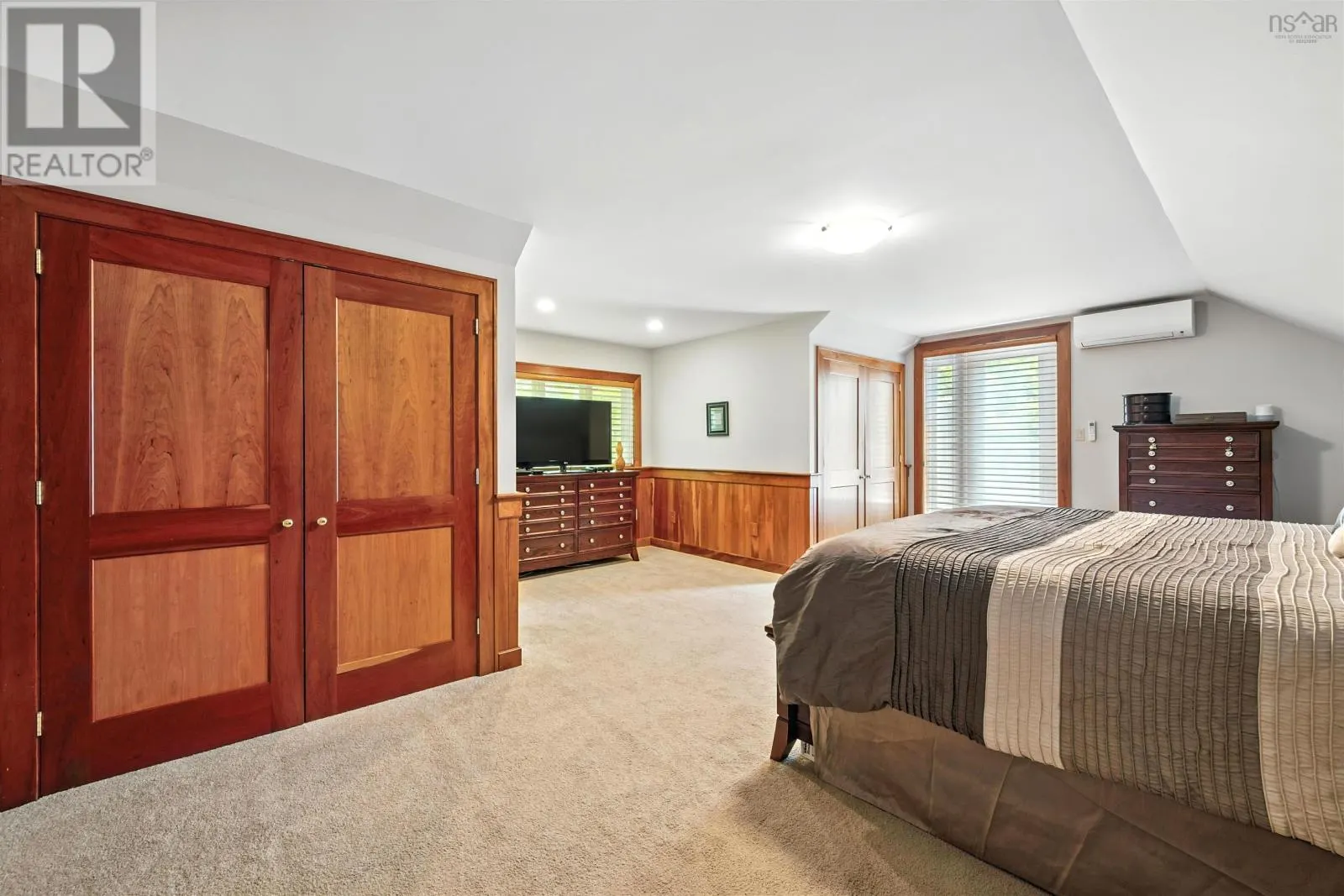 39 Cedar Drive