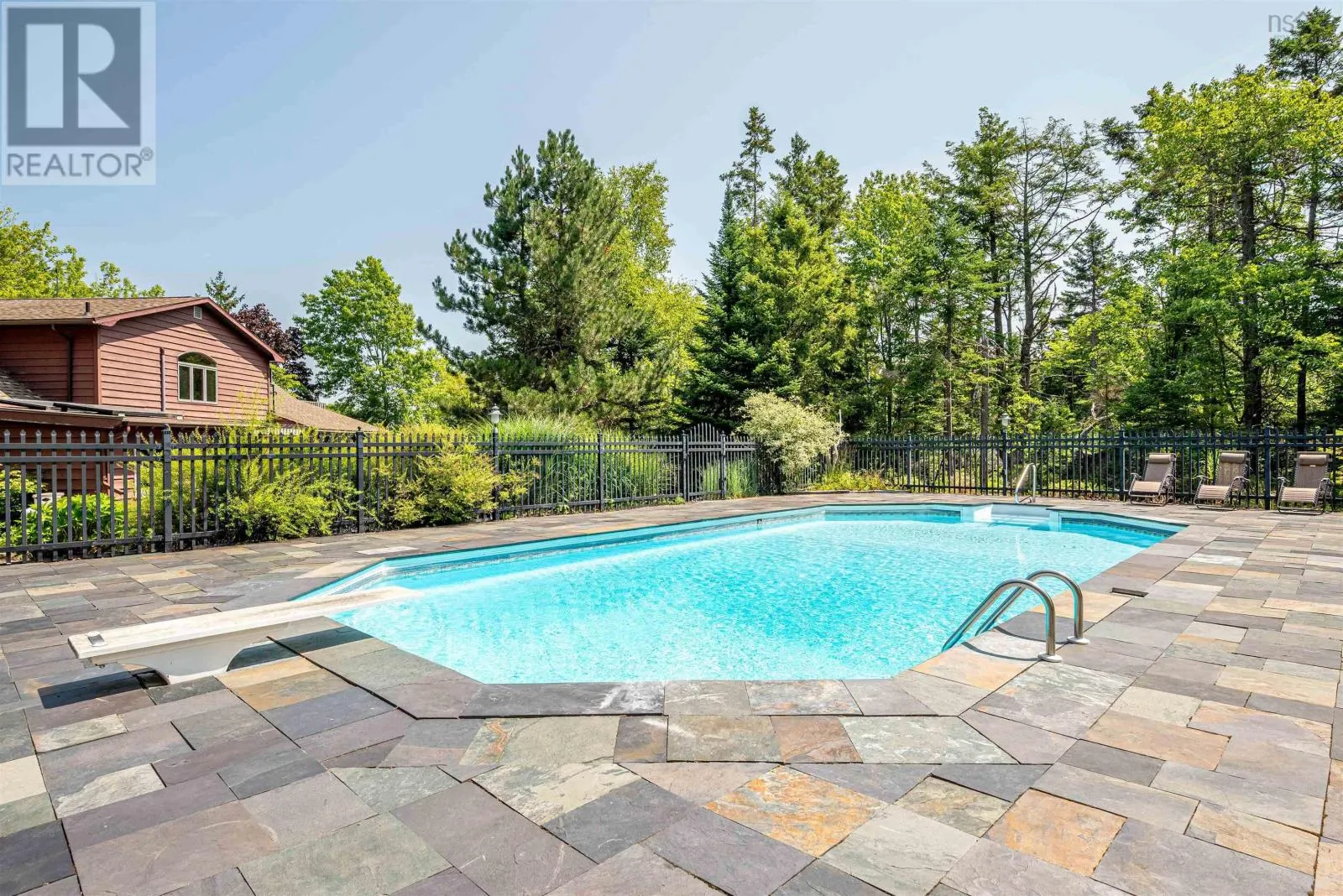 39 Cedar Drive