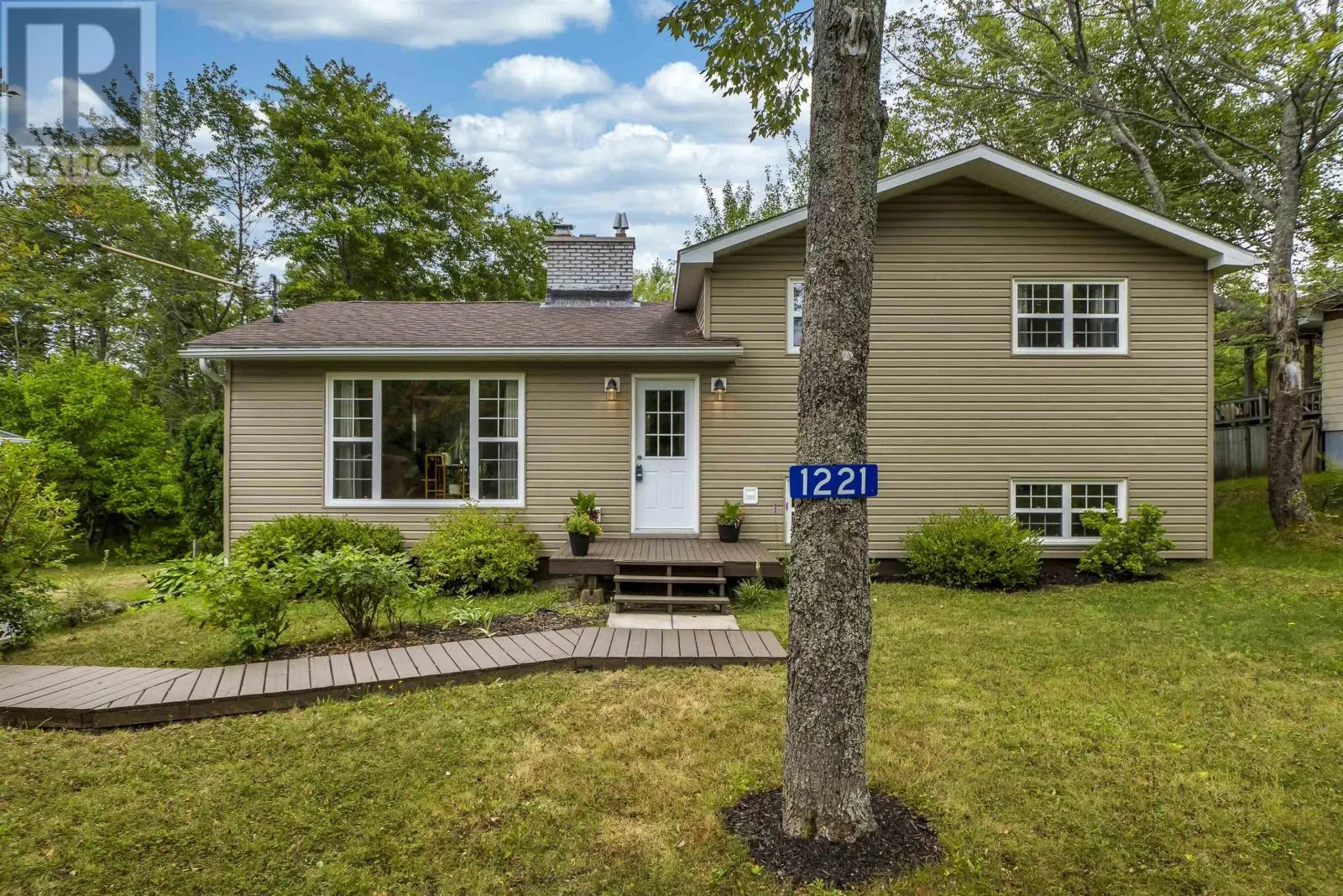 1221 Beaver Bank Road