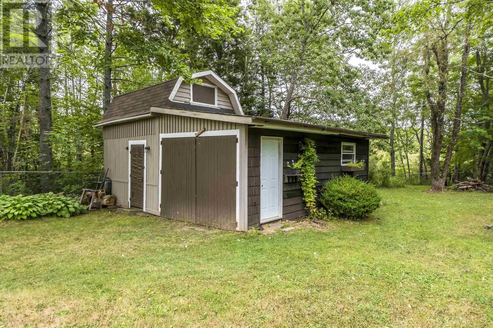 1221 Beaver Bank Road
