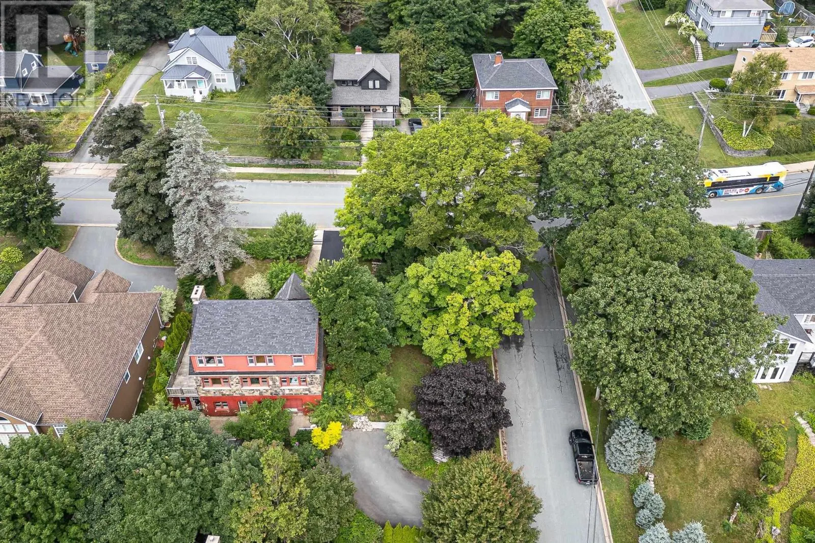 10B-2 Crichton Avenue