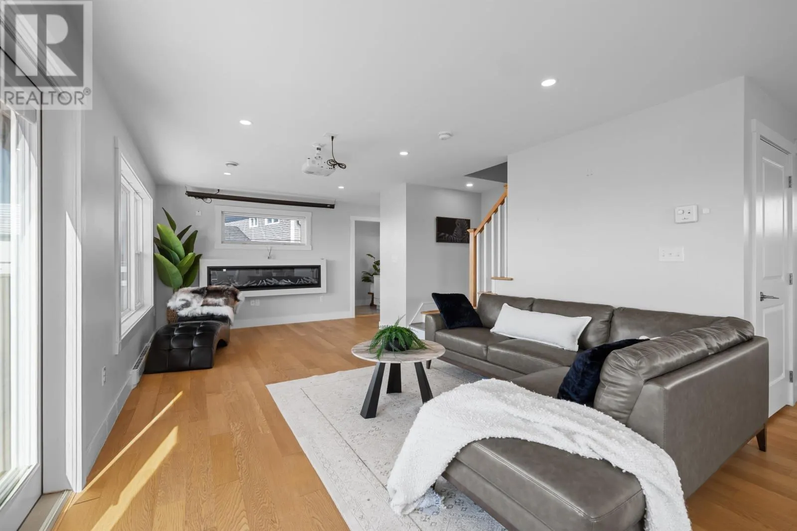 7 Martindale Crescent