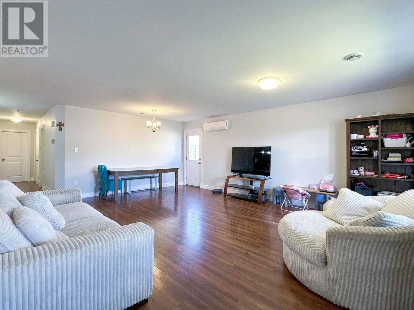 33 Parkman Drive
