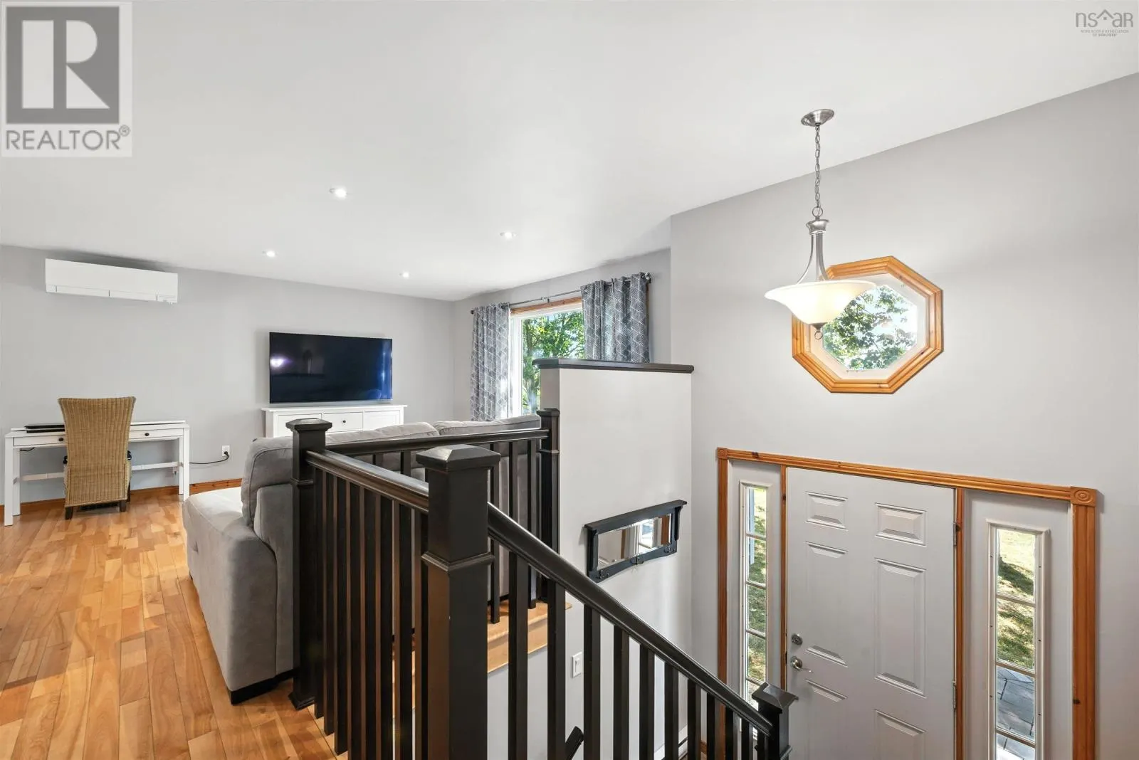 24 Aylward Road