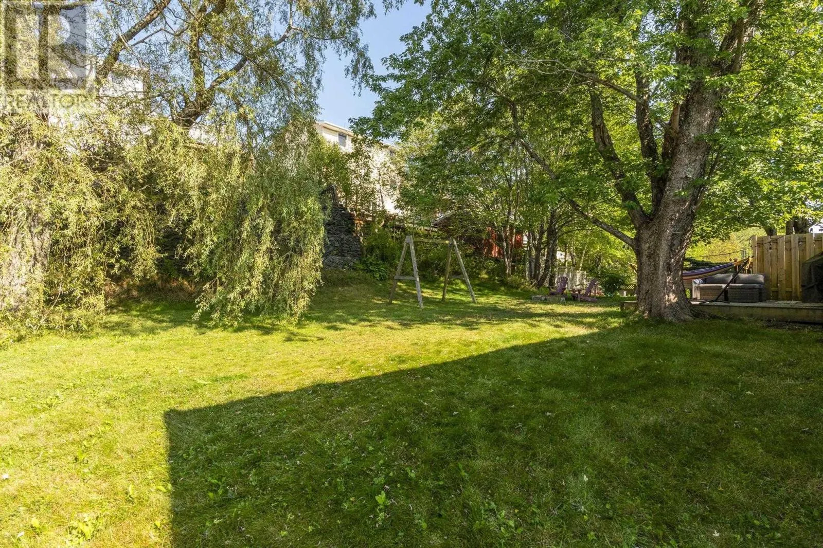 98 Collins Grove