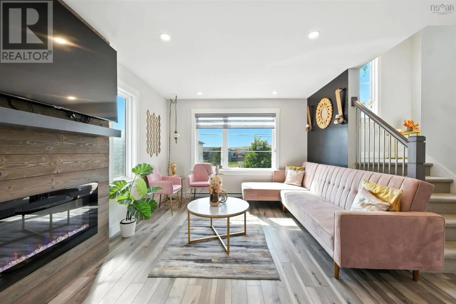 59 Travertine Court