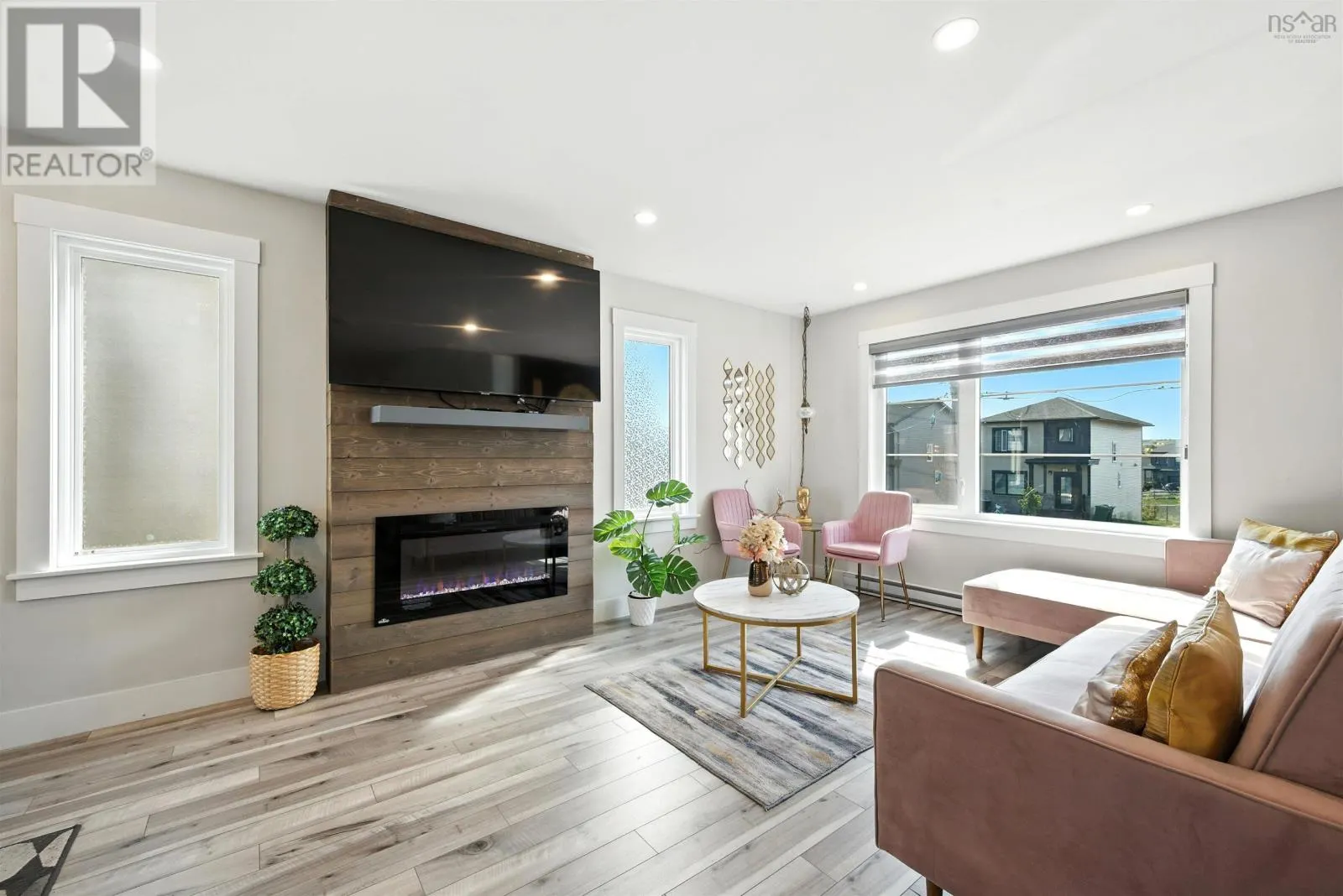 59 Travertine Court