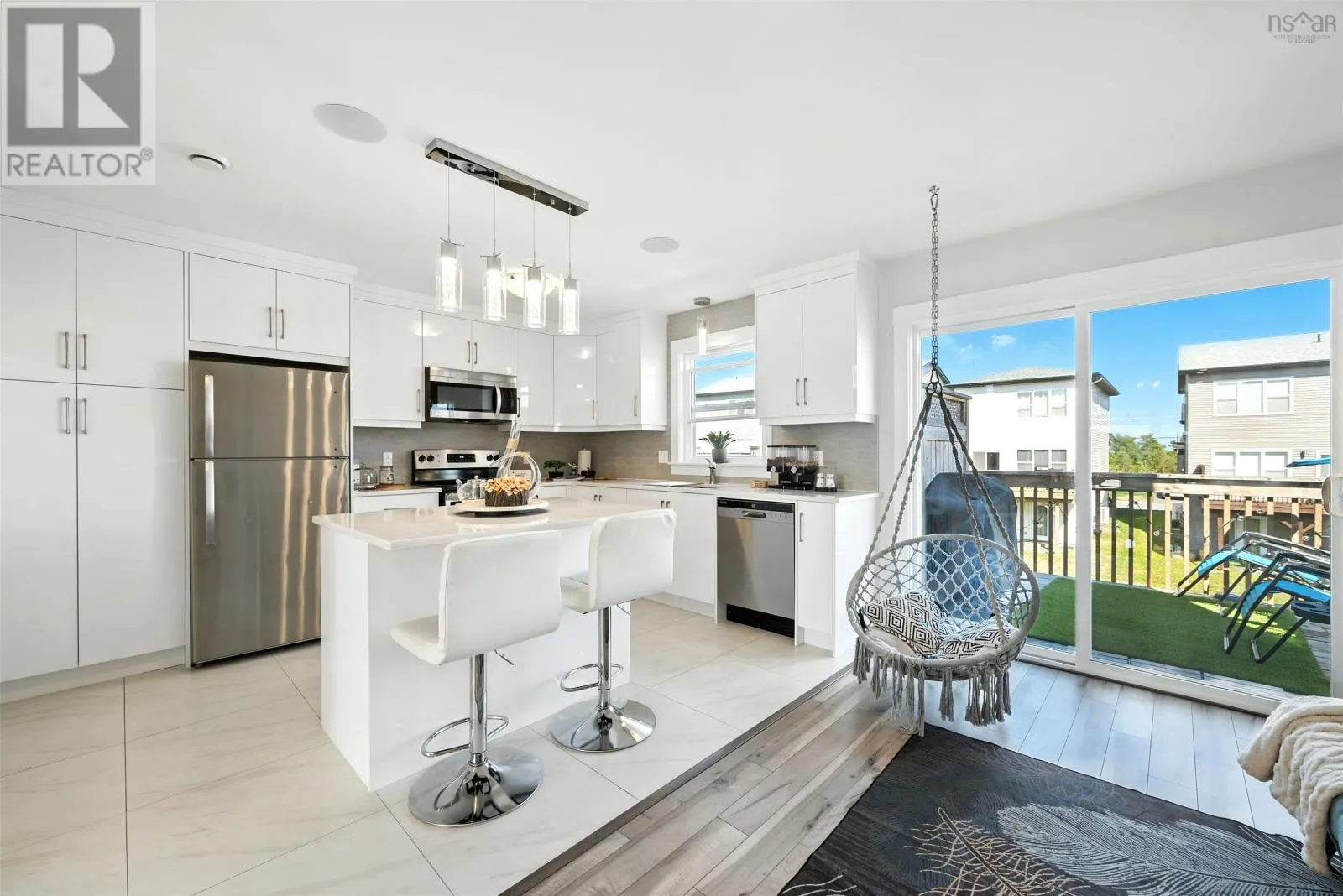 59 Travertine Court