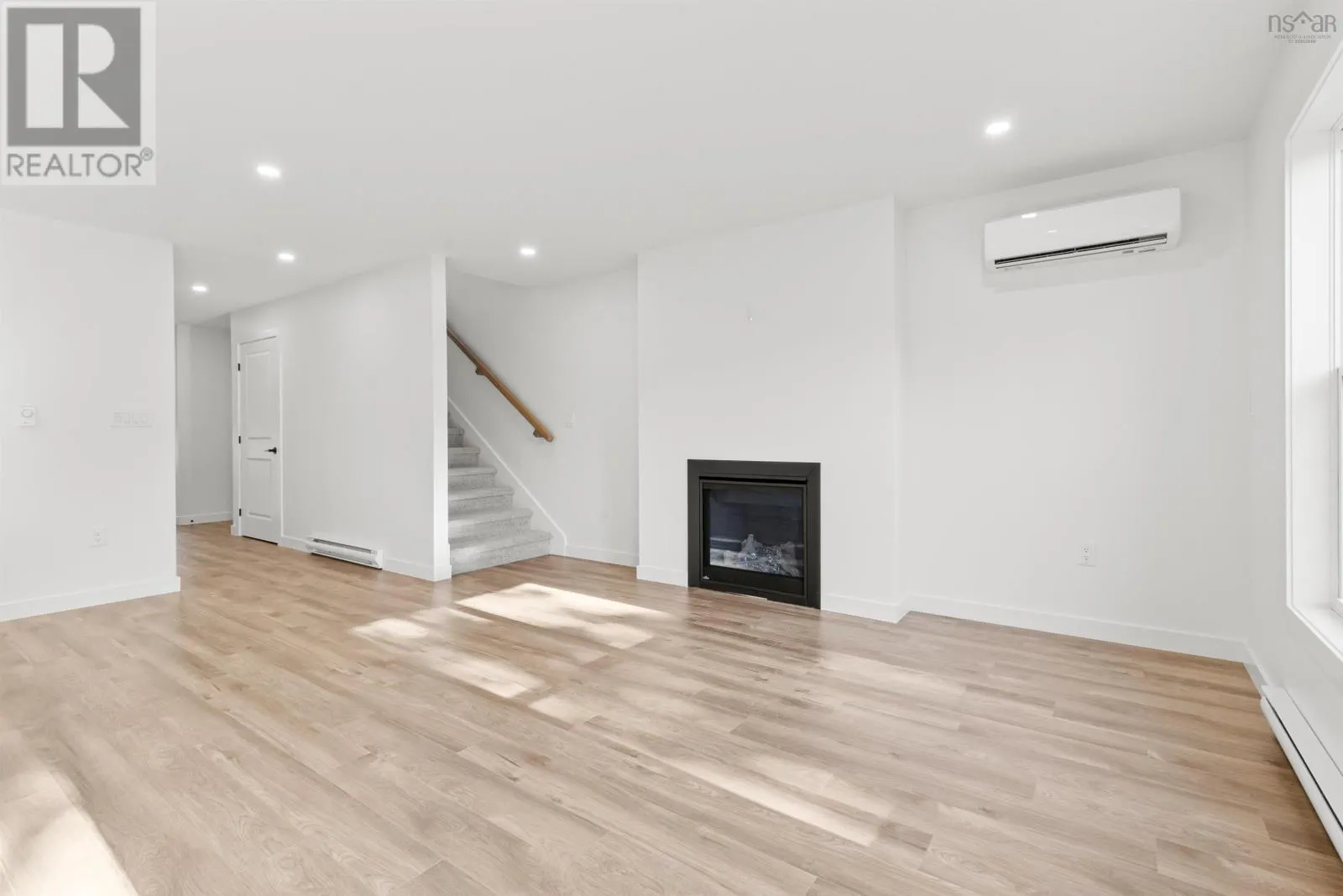 SMD-5A 42 Simona Drive