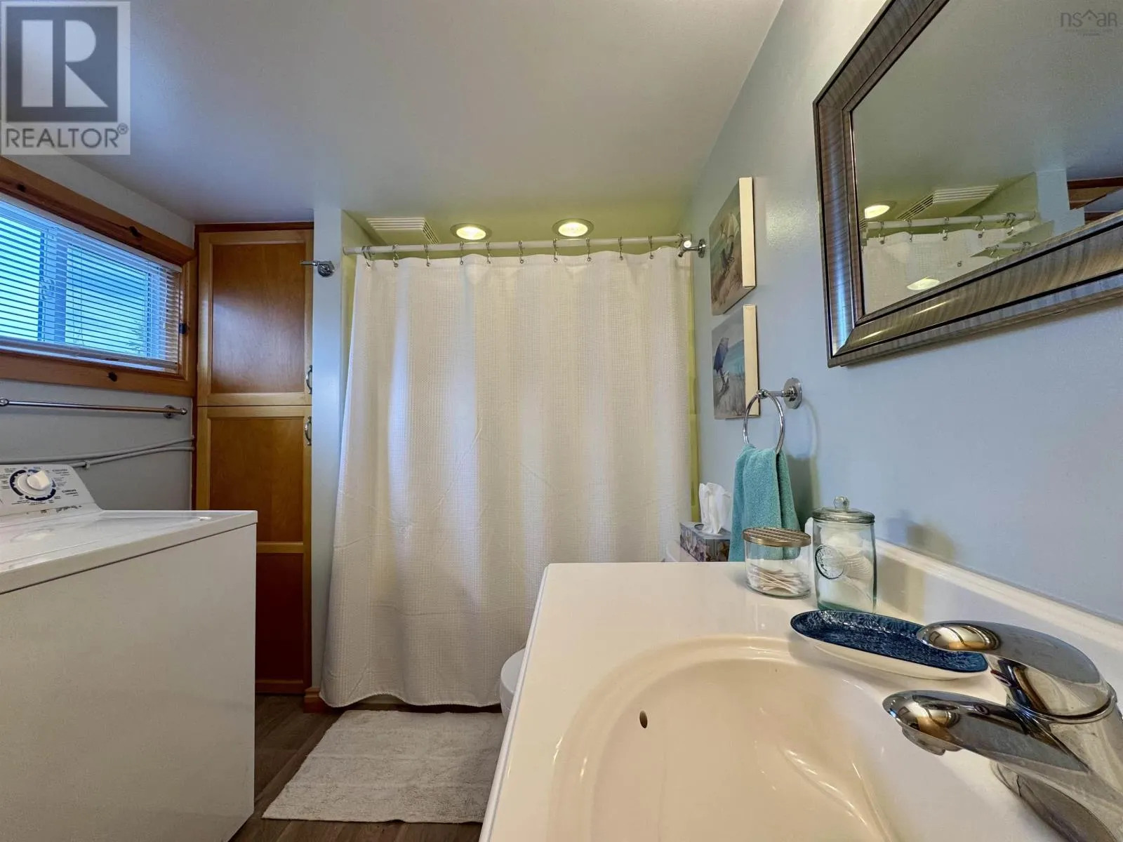 22 Janvrin Harbour Rd.