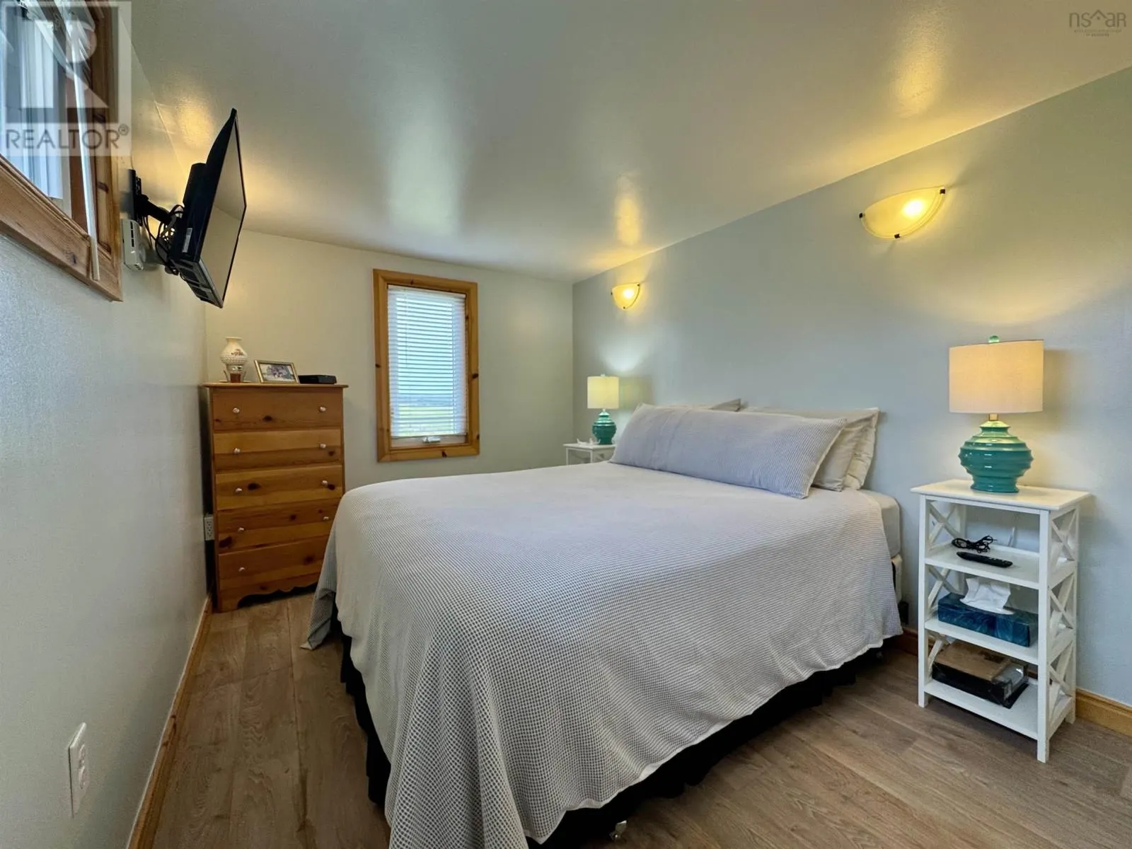 22 Janvrin Harbour Rd.