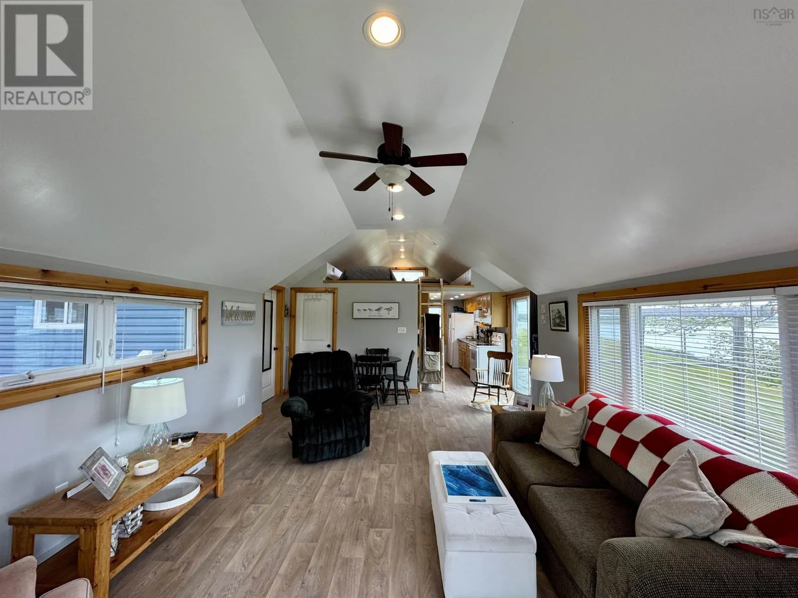 22 Janvrin Harbour Rd.