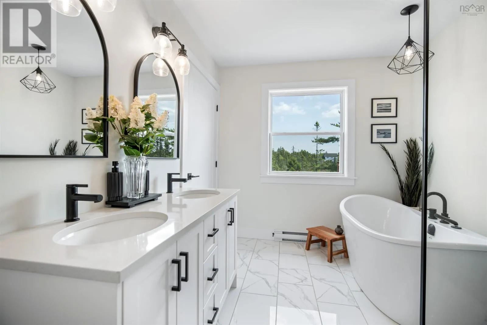 1301 McCabe Lake Drive|Indigo Shores