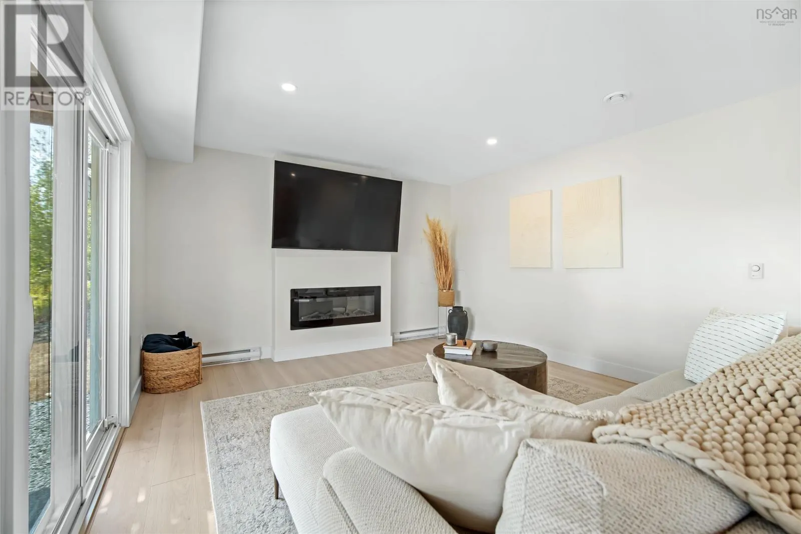 1301 McCabe Lake Drive|Indigo Shores