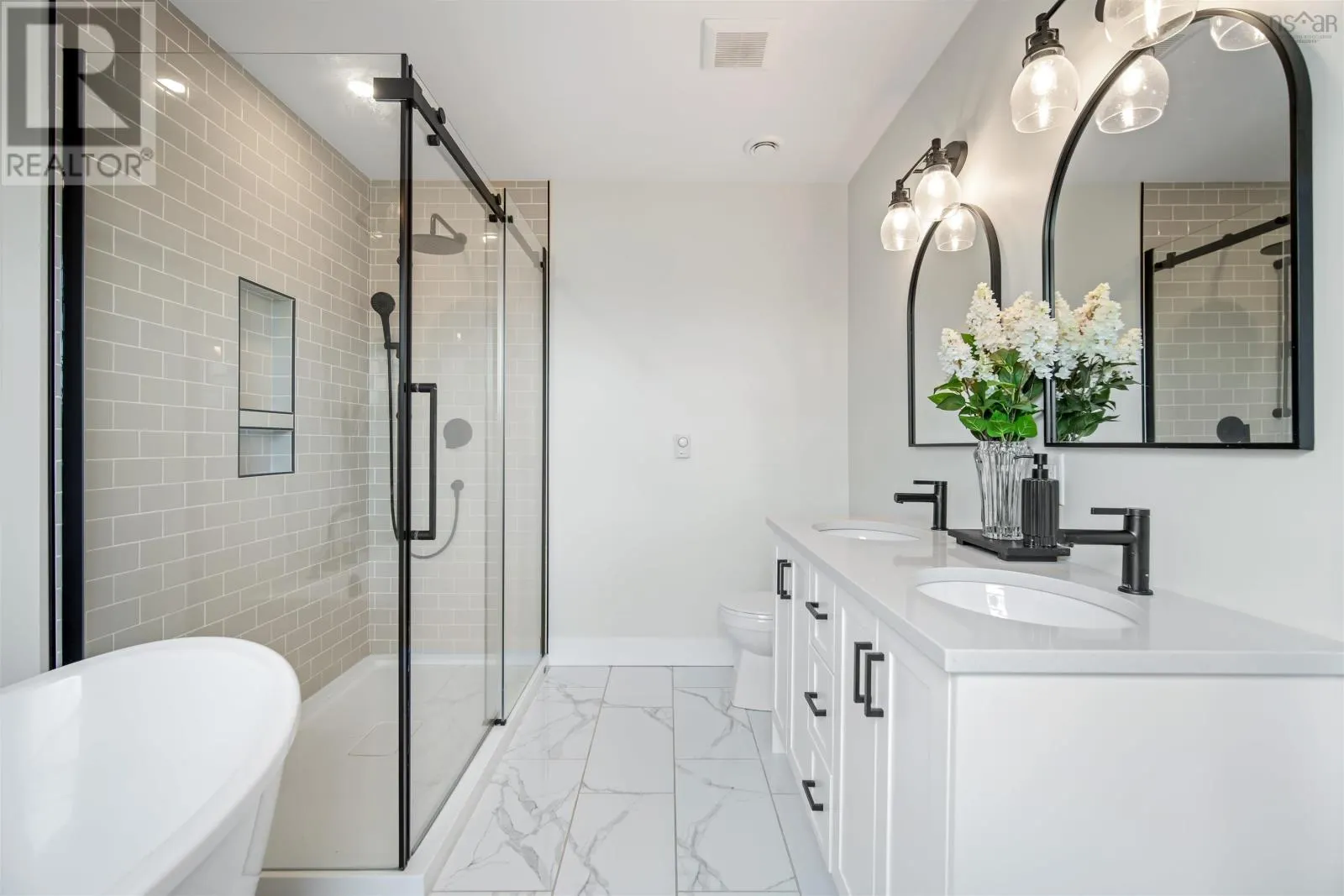 1301 McCabe Lake Drive|Indigo Shores