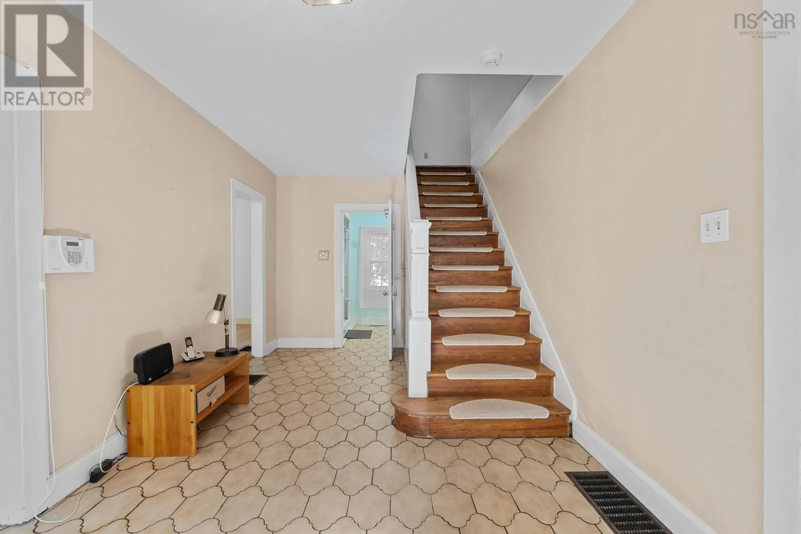 8 Emmerson Street