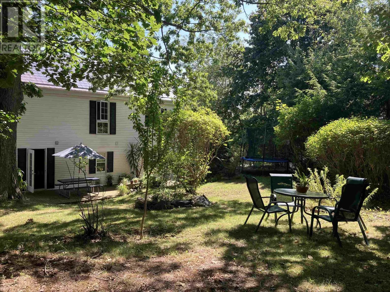 8 Emmerson Street