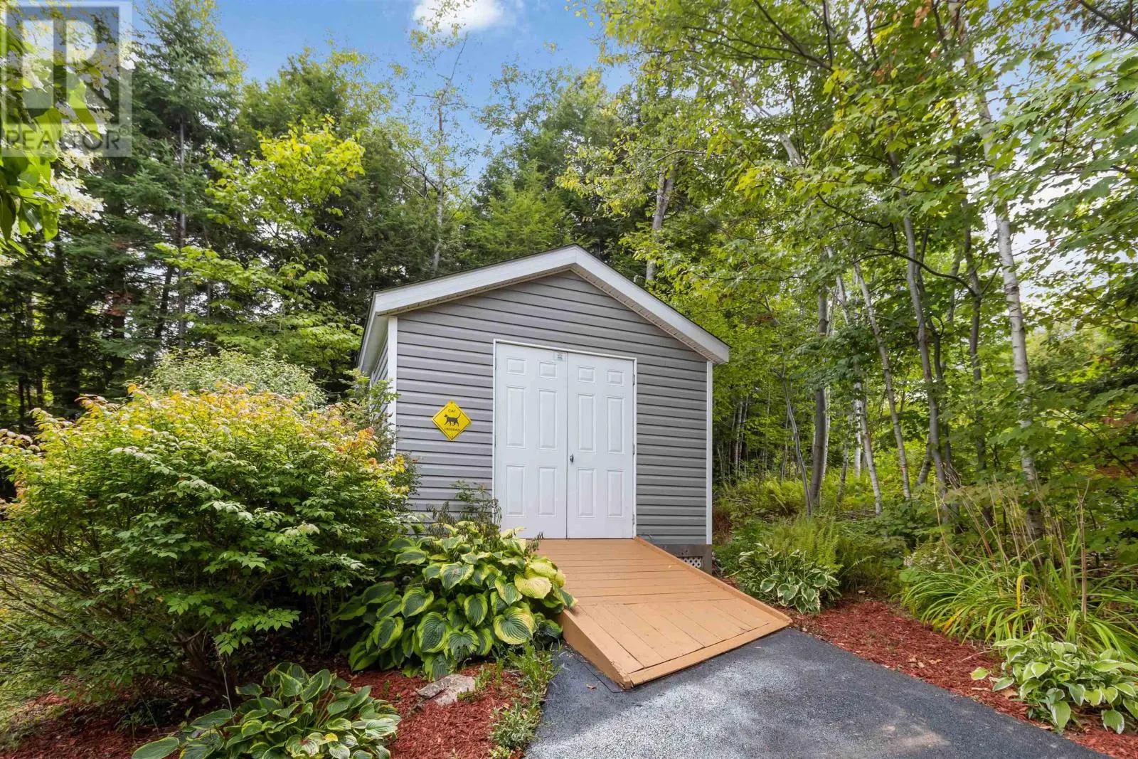 6 Carrie Crescent