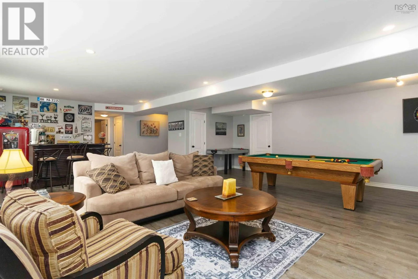 6 Carrie Crescent