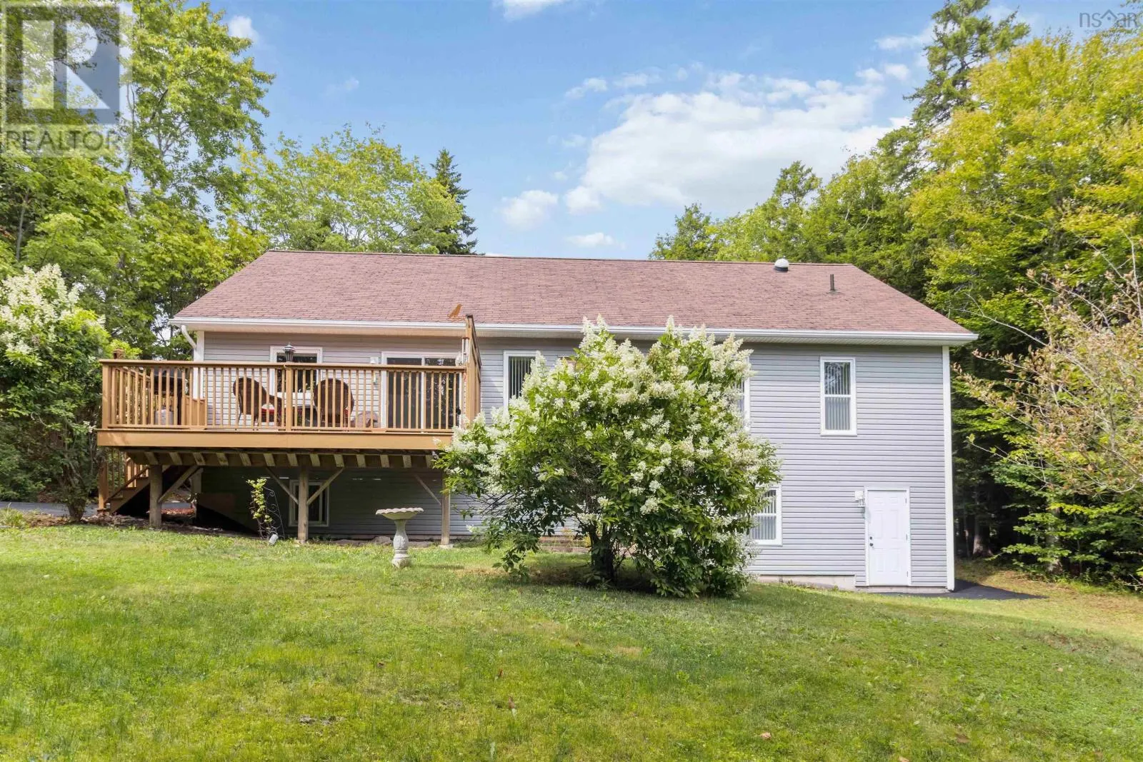 6 Carrie Crescent