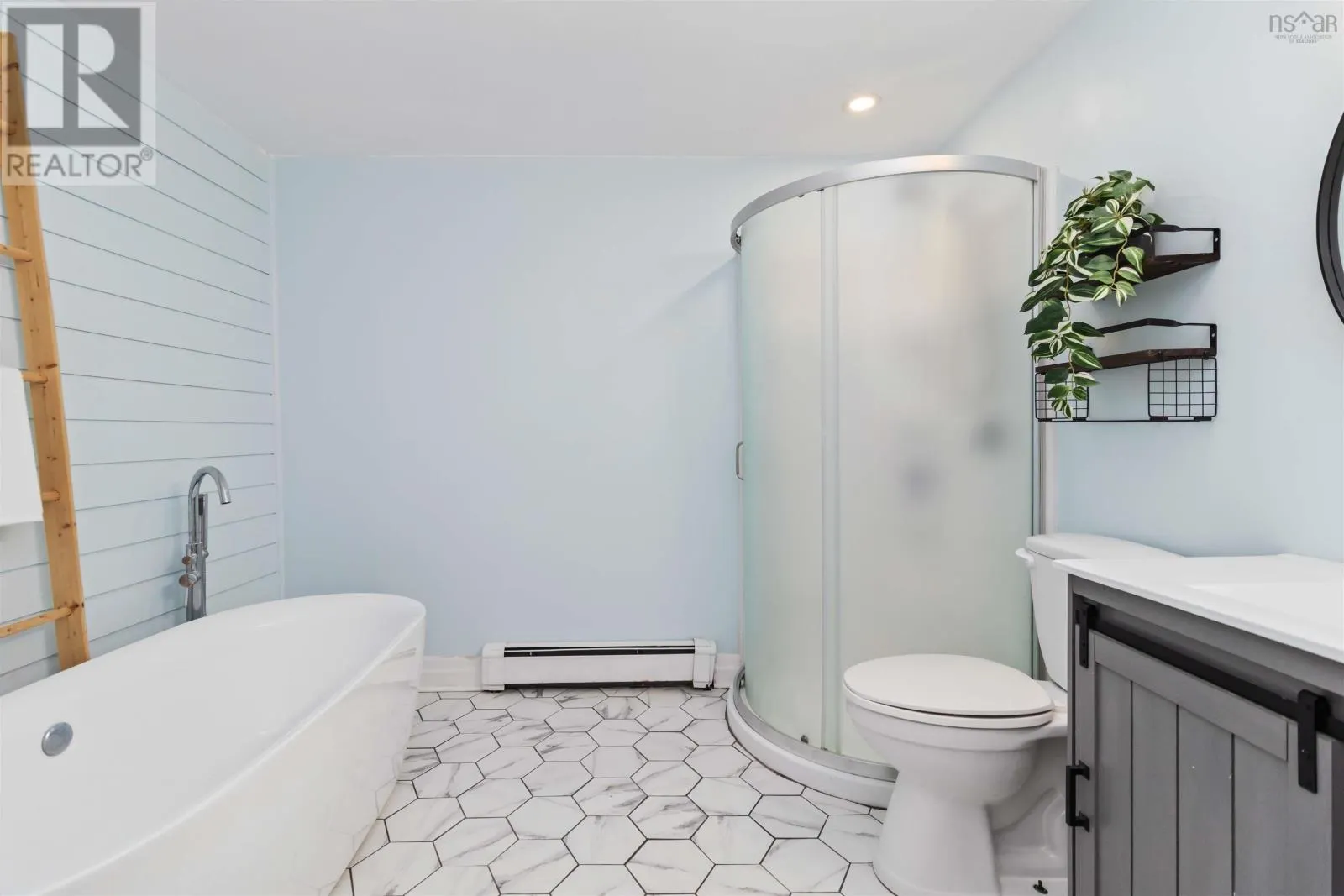 667/669 Hammonds Plains Road