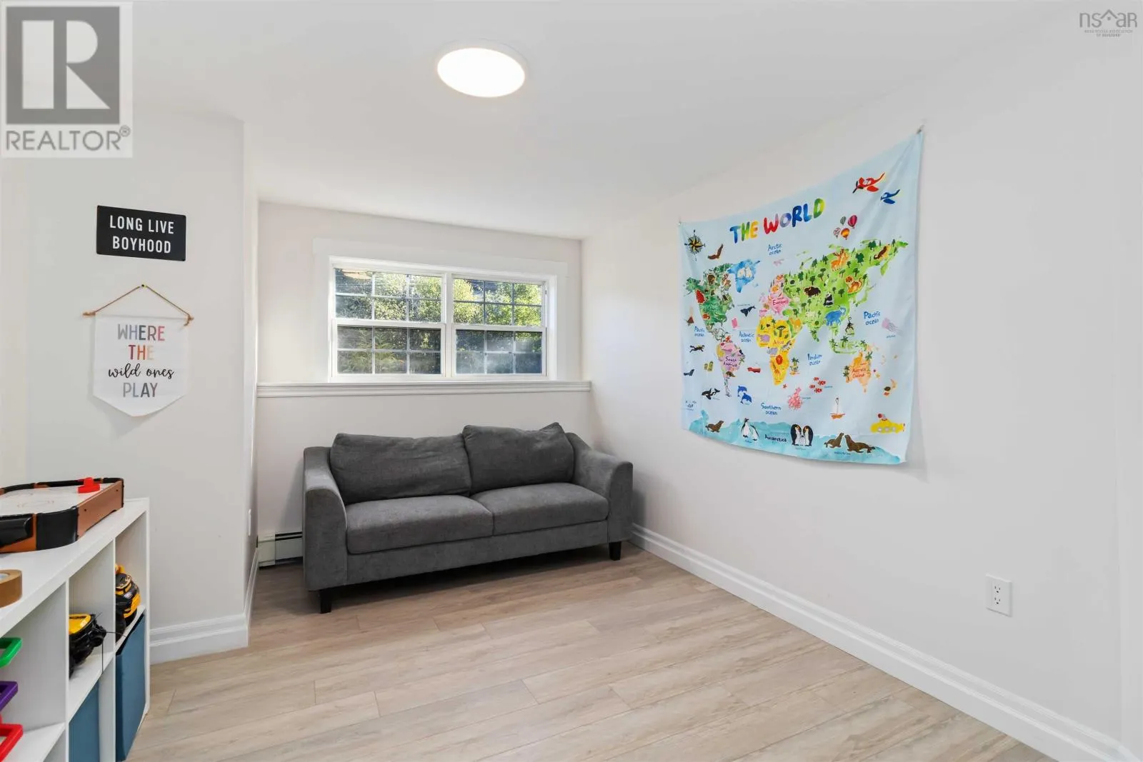 667/669 Hammonds Plains Road