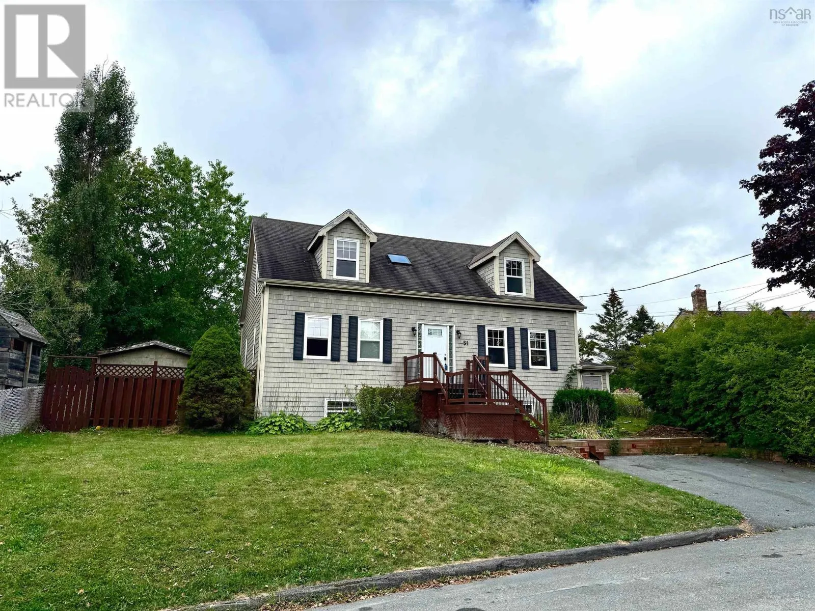 49 Ascot Way