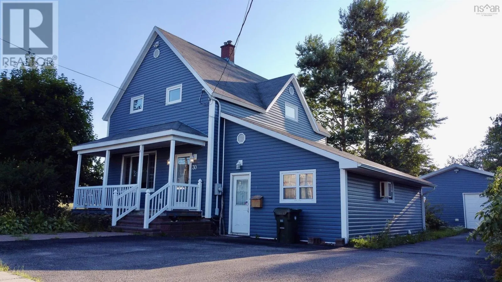 30 Fraser Avenue