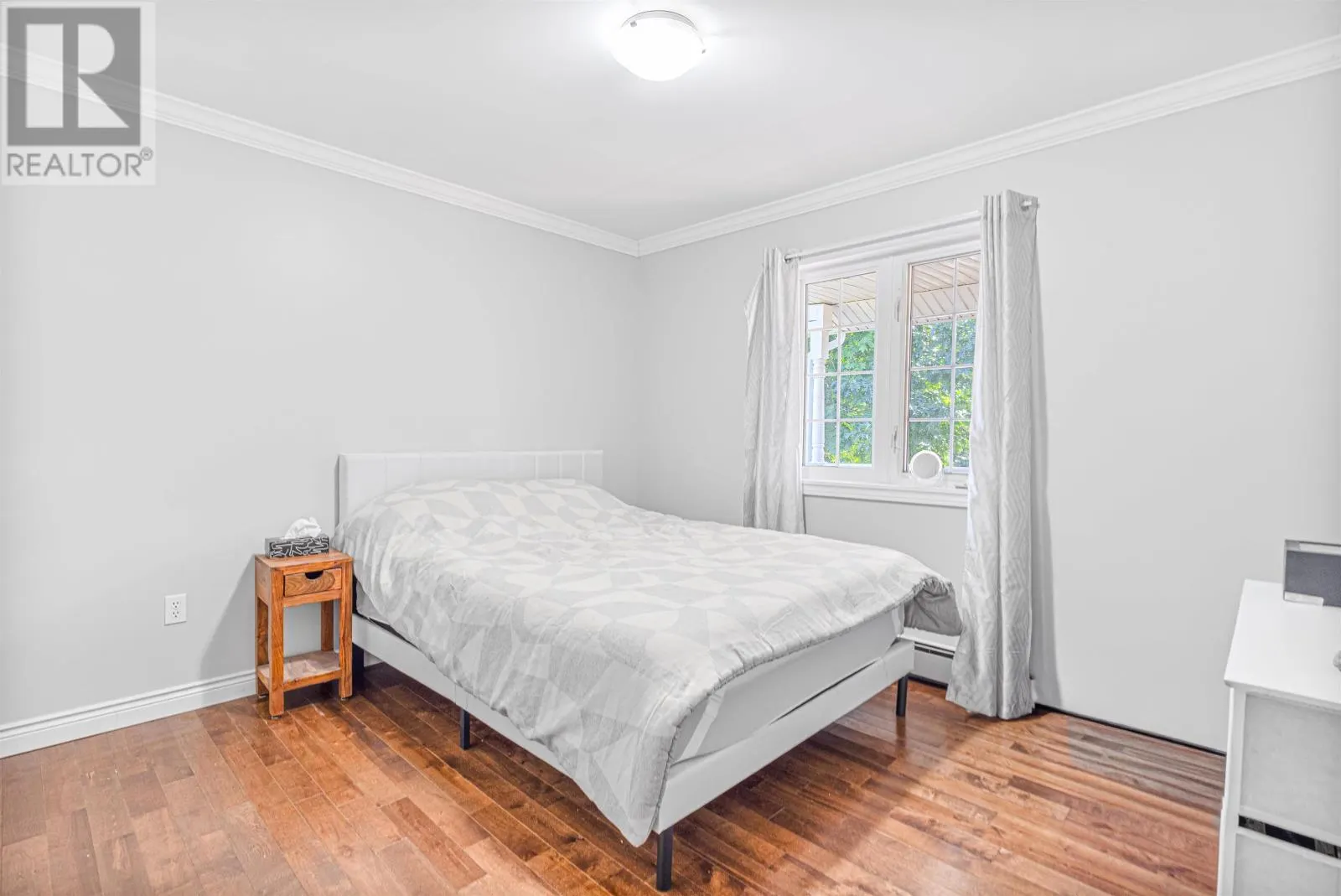 36 Kenwood Circle