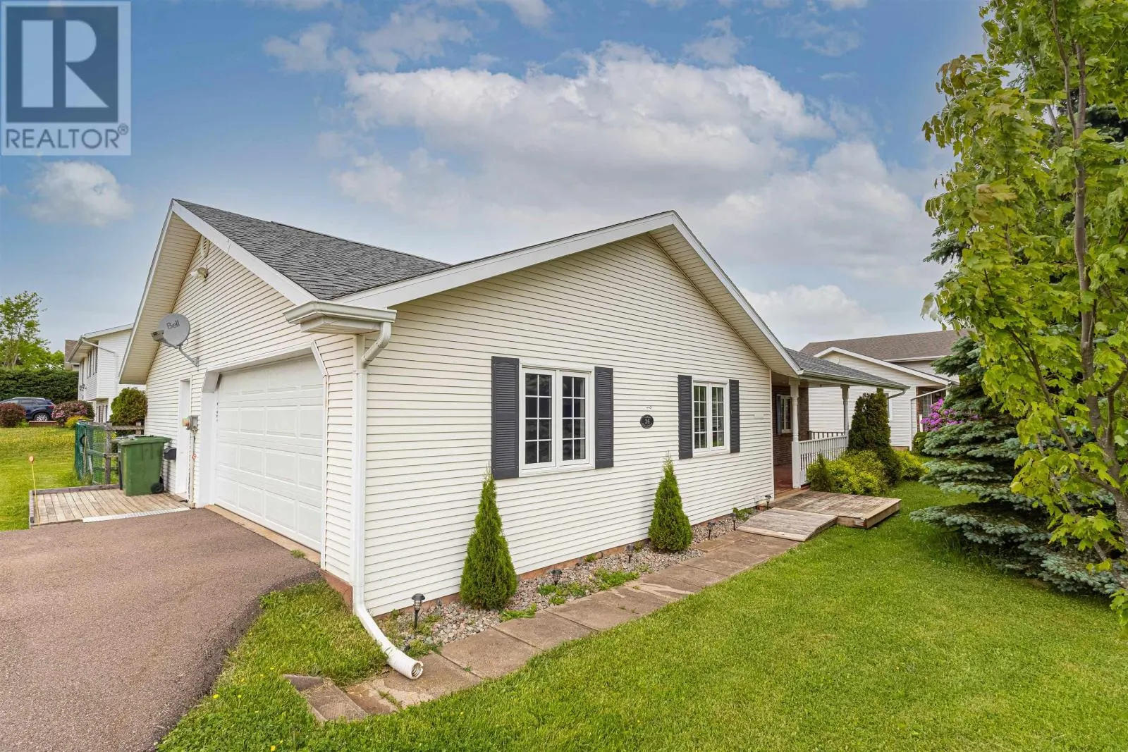 36 Kenwood Circle