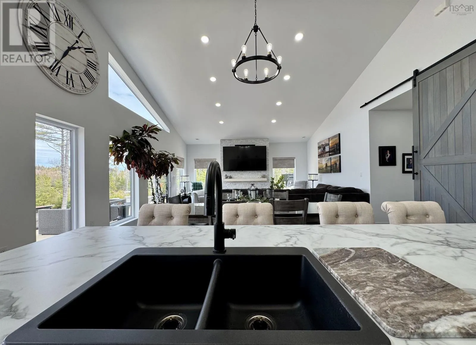 381 Grandiqe Ferry Rd.