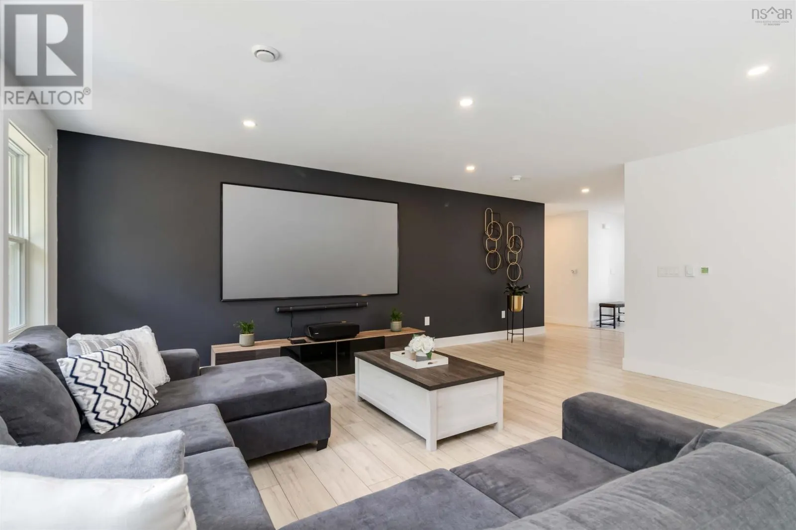 222 Janda Crescent