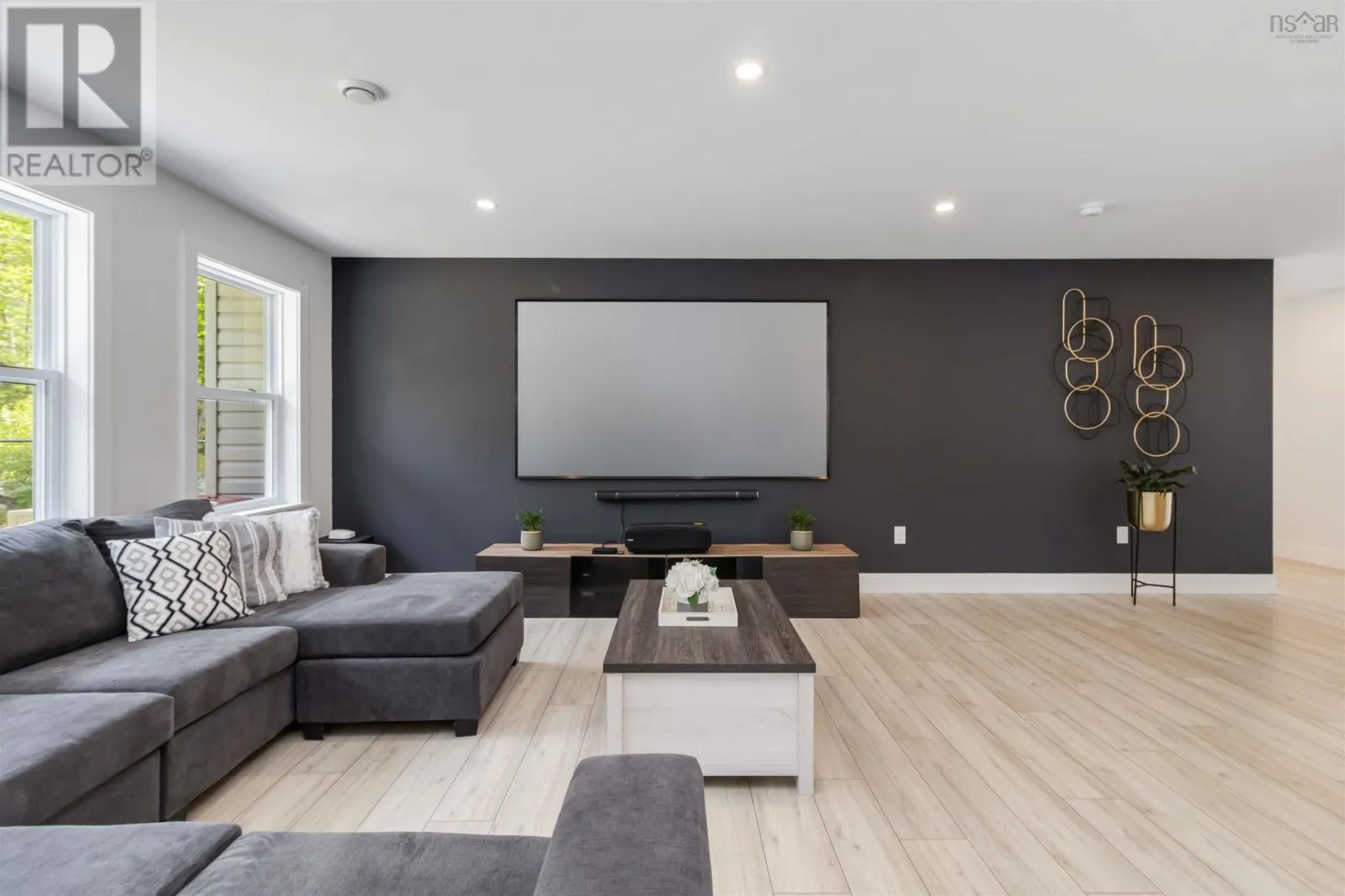 222 Janda Crescent