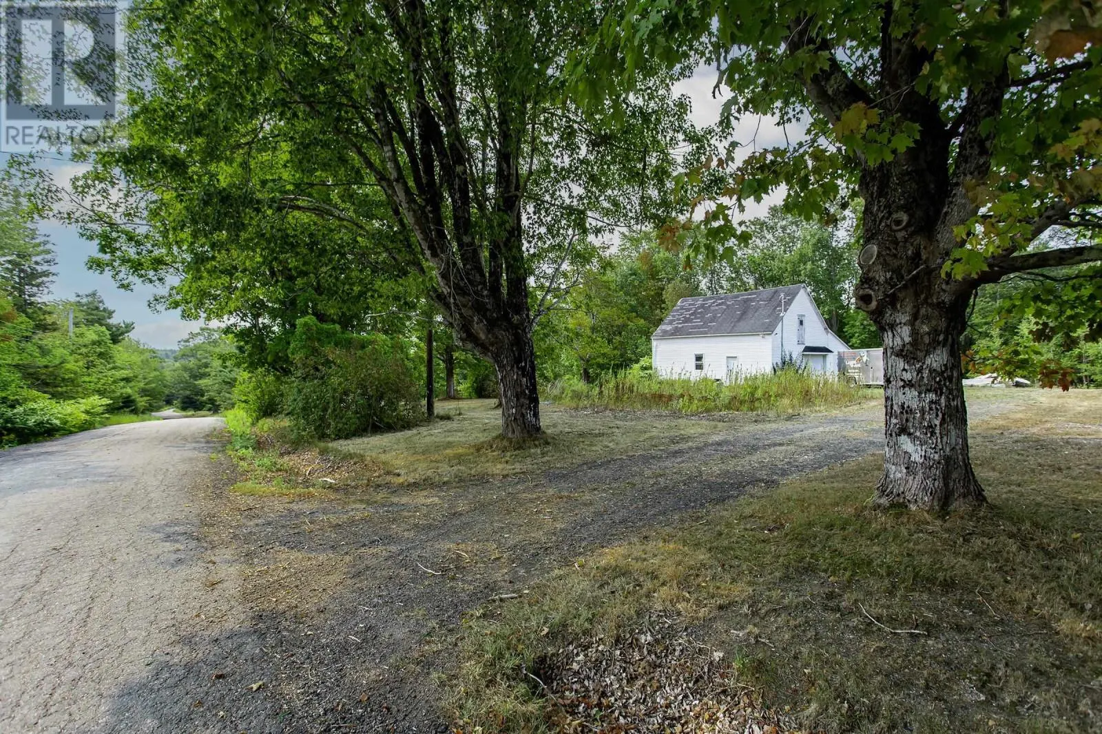 904 Fraser Road