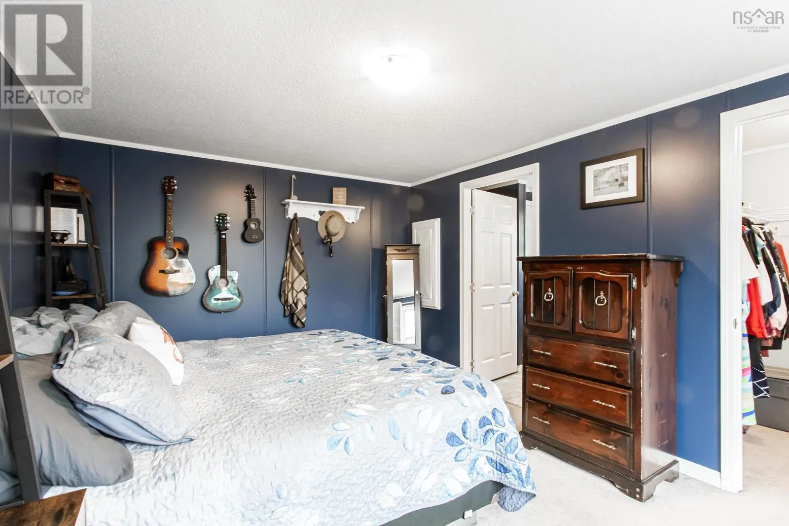904 Fraser Road