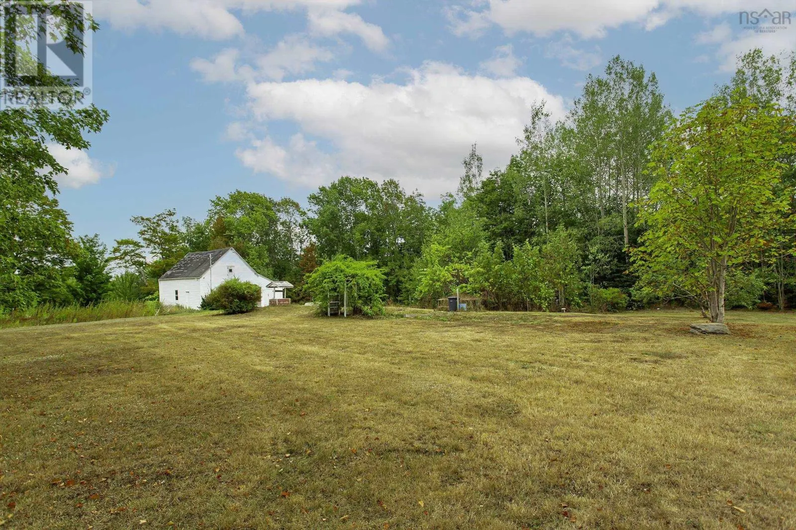 904 Fraser Road