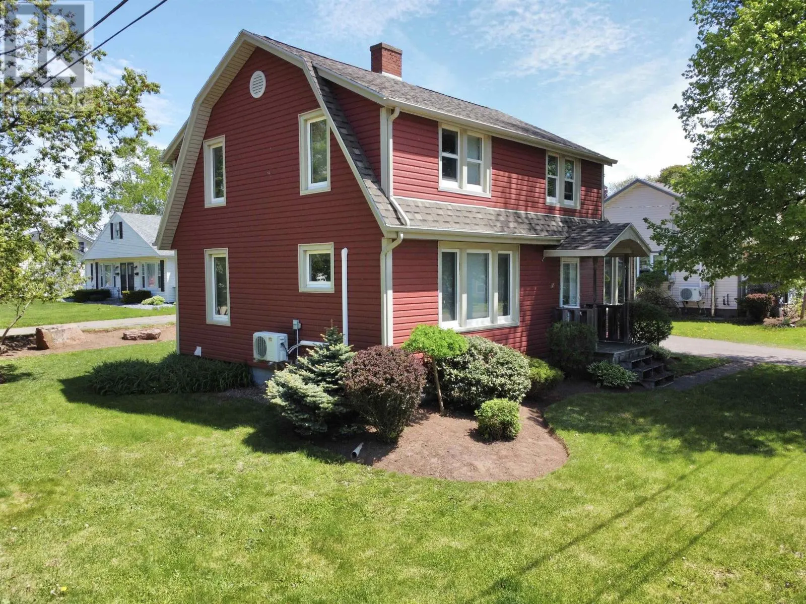 16 Hawthorne Avenue