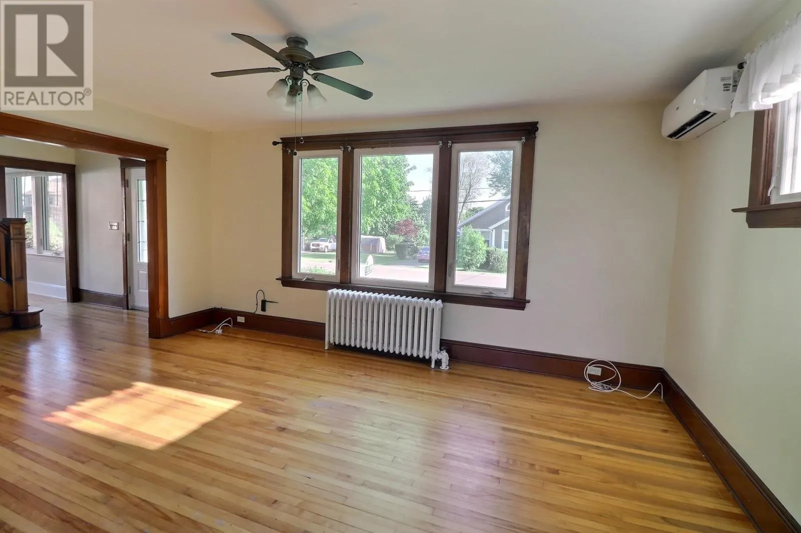 16 Hawthorne Avenue