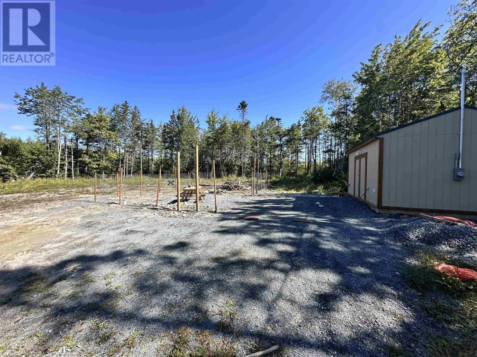 111 Gull Island Road