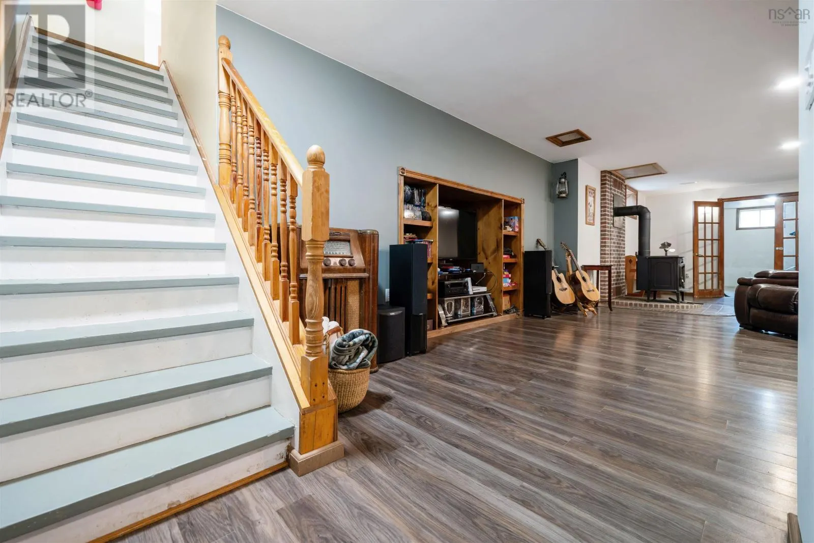 719 Lamont Road