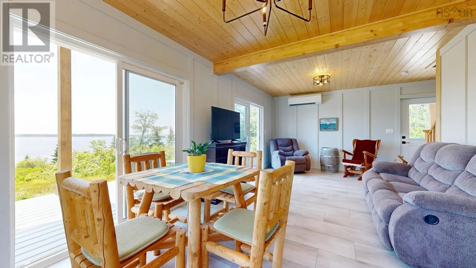 2406 Sandy Point Road