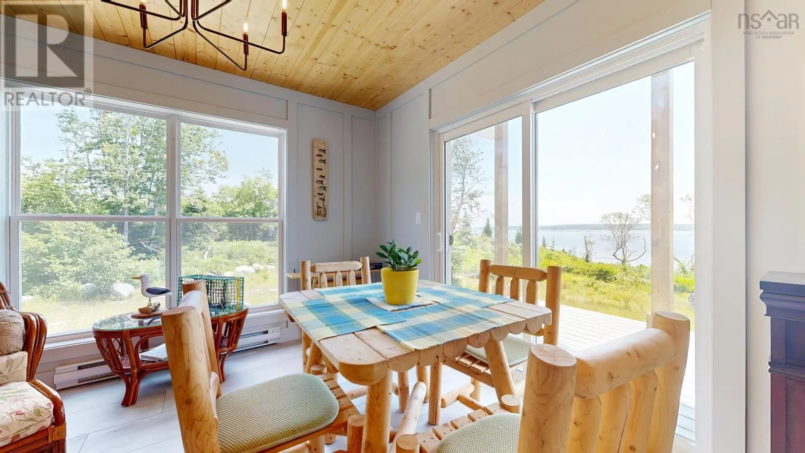 2406 Sandy Point Road