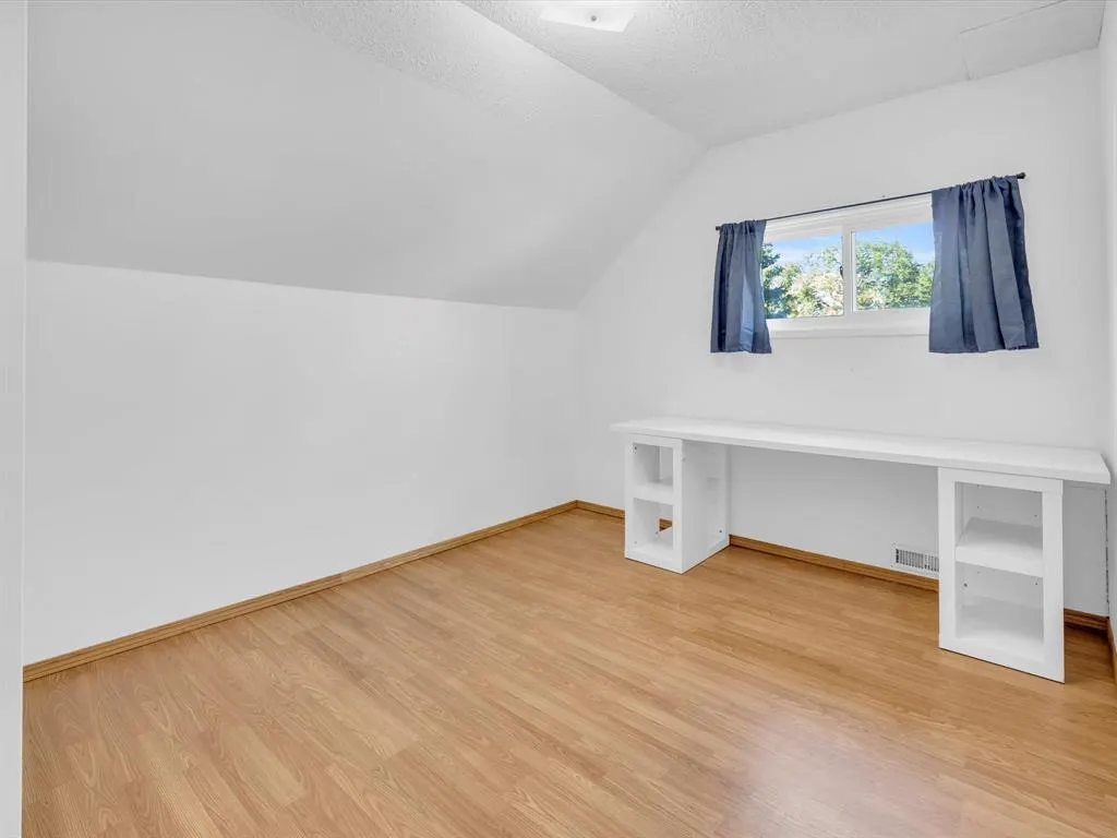 59 Haig Avenue