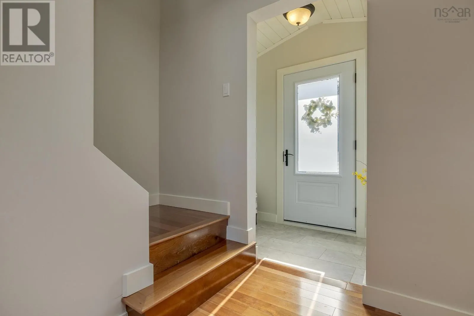 395 Waverley Road