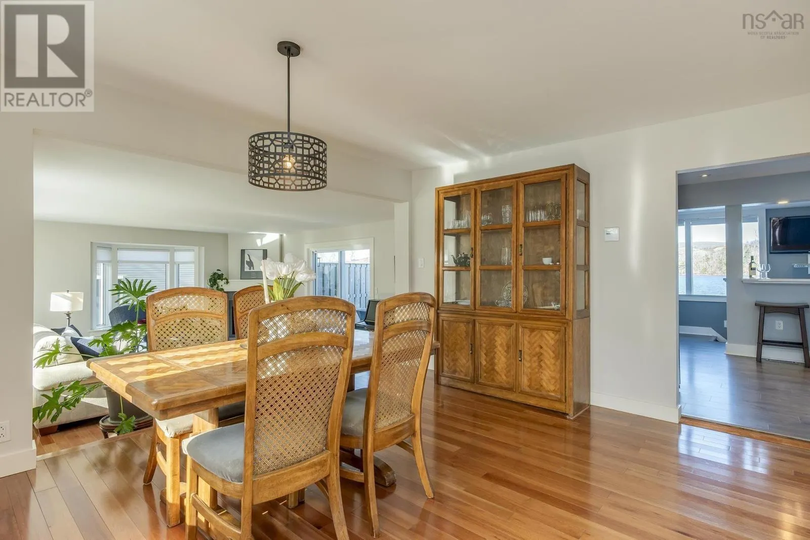 395 Waverley Road